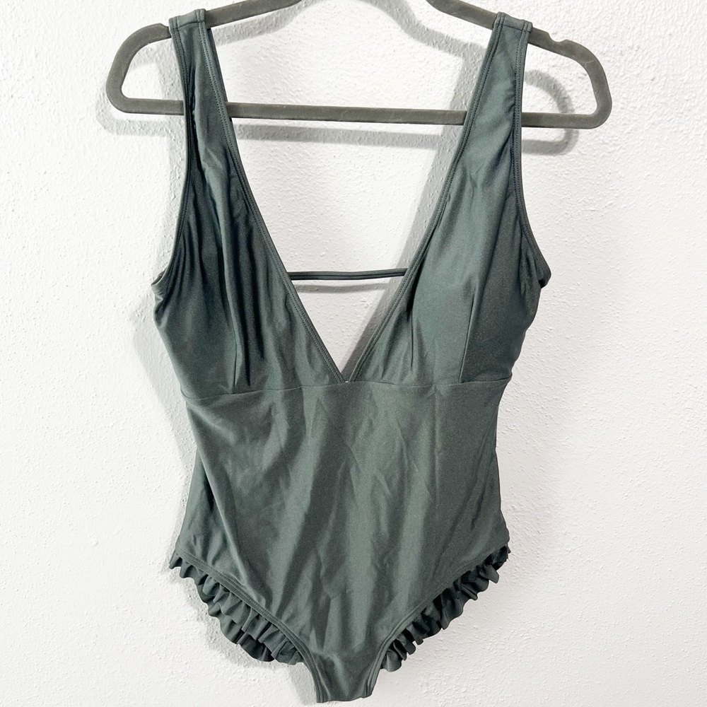 NWT Cupshe gunmetal metallic gray size large